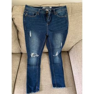 Seven7 Skinny Jeans
